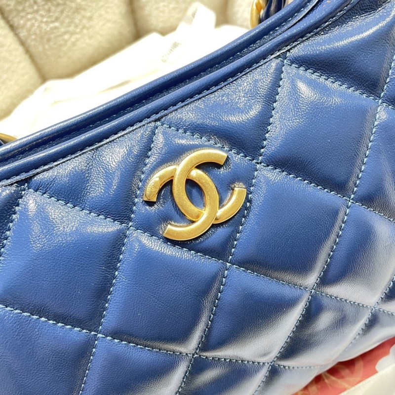 Ch**el hobo bags